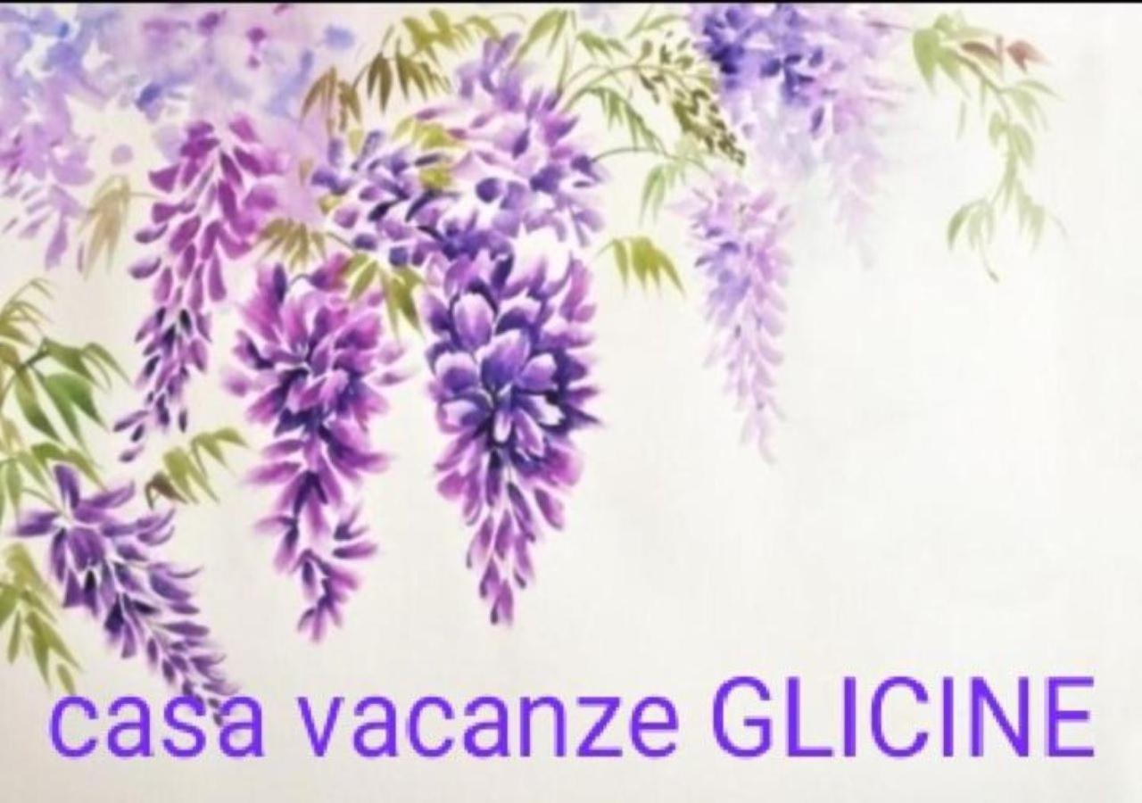 Casa Vacanza Glicine Venaria Reale Bagian luar foto
