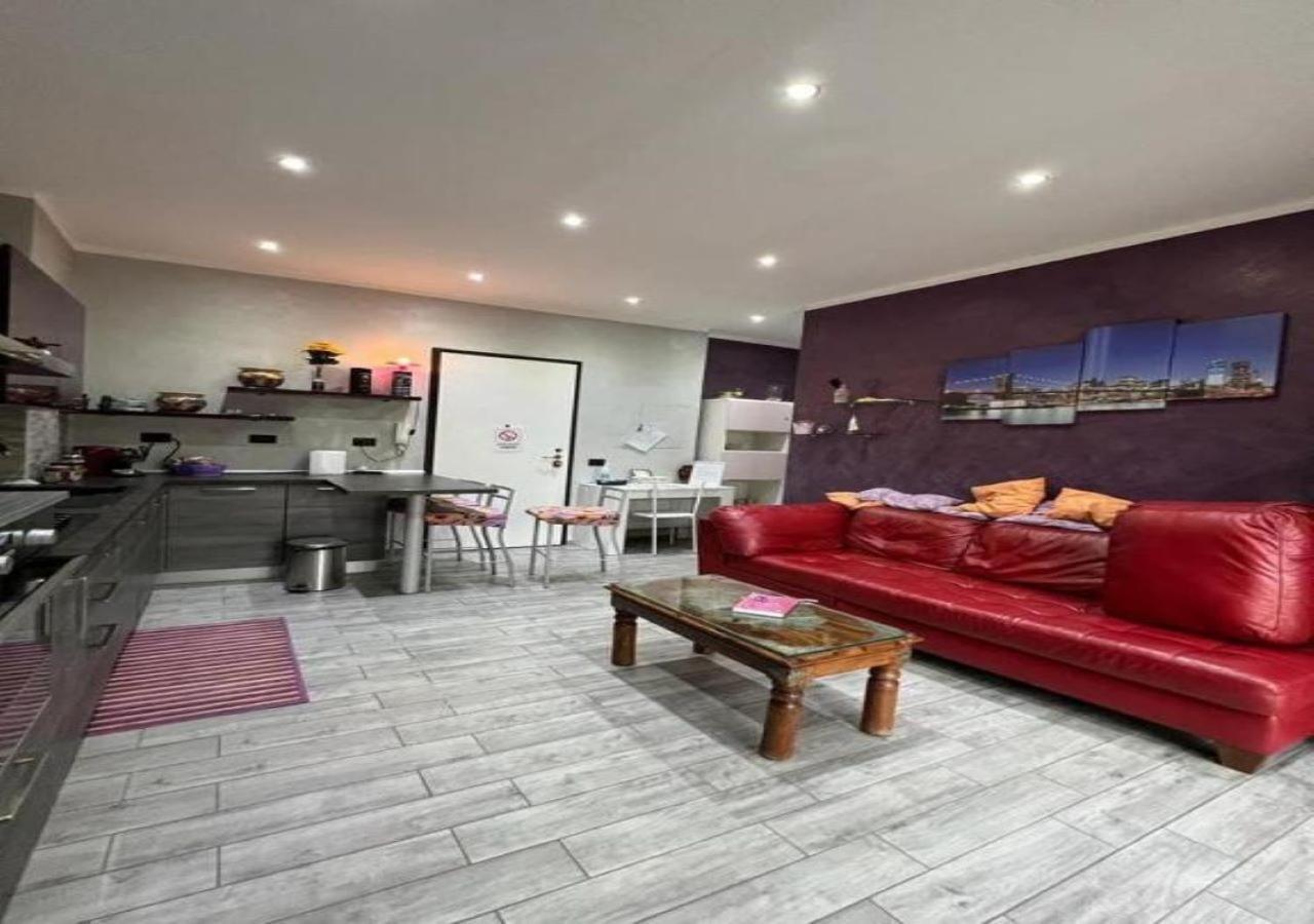 Casa Vacanza Glicine Venaria Reale Bagian luar foto